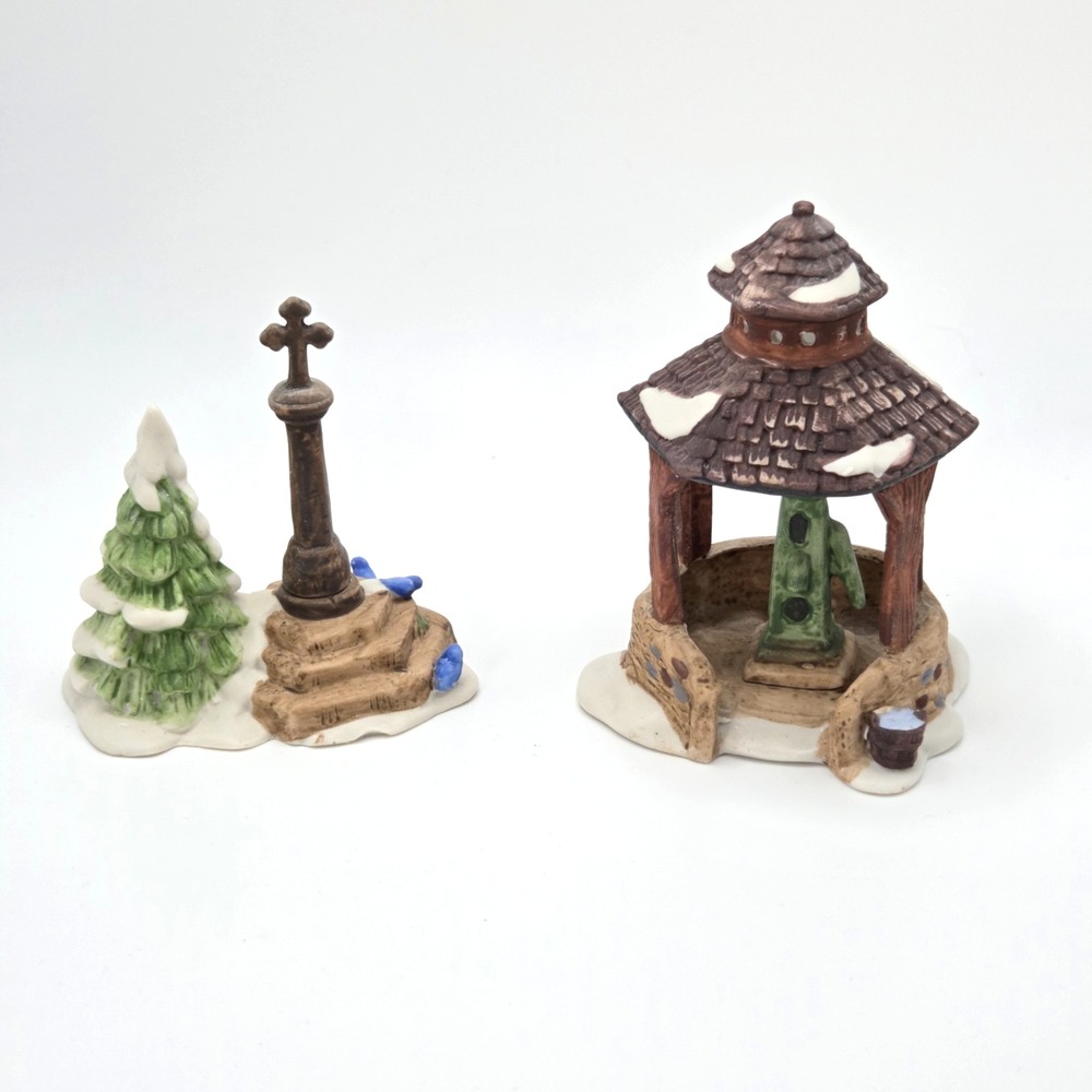 Village Well and Holy Cross Department 56 Heritage Village Collection #6547-1‎
